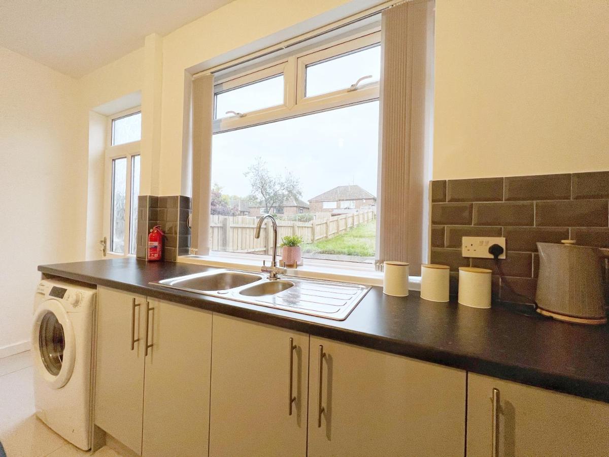Cheerful 3 Bedroom Home With Netflix And Wi-Fi Middleton  Buitenkant foto